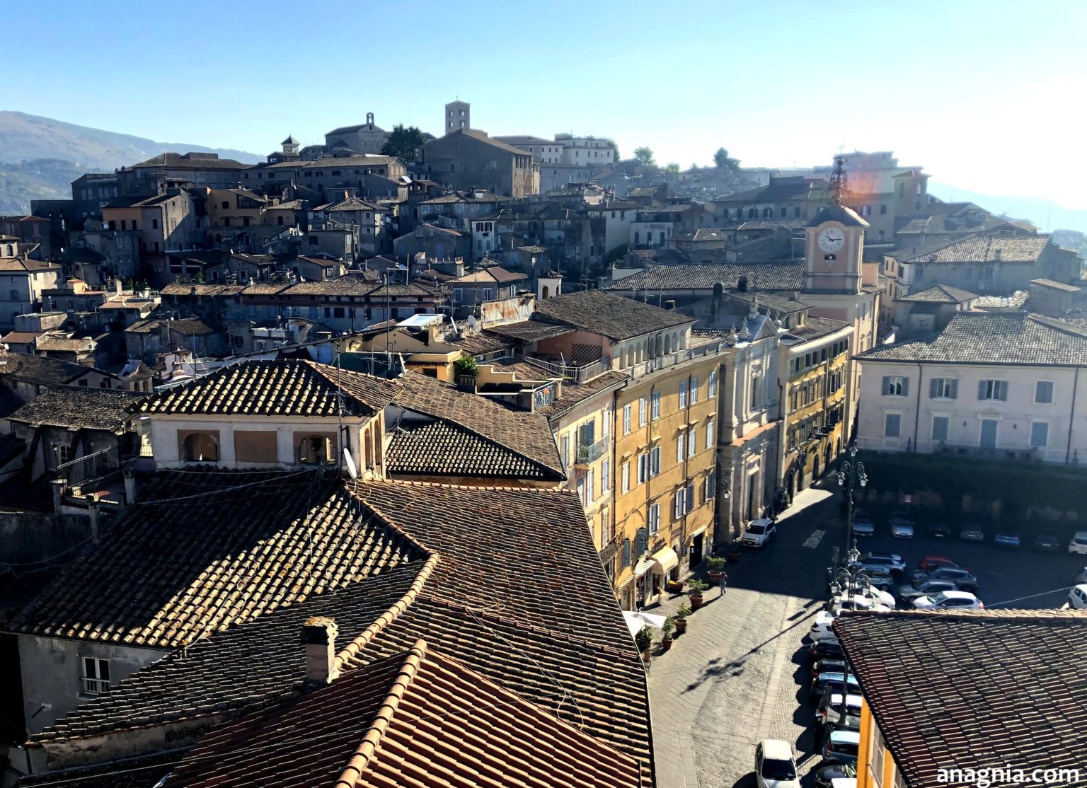 una veduta del centro storico di Anagni