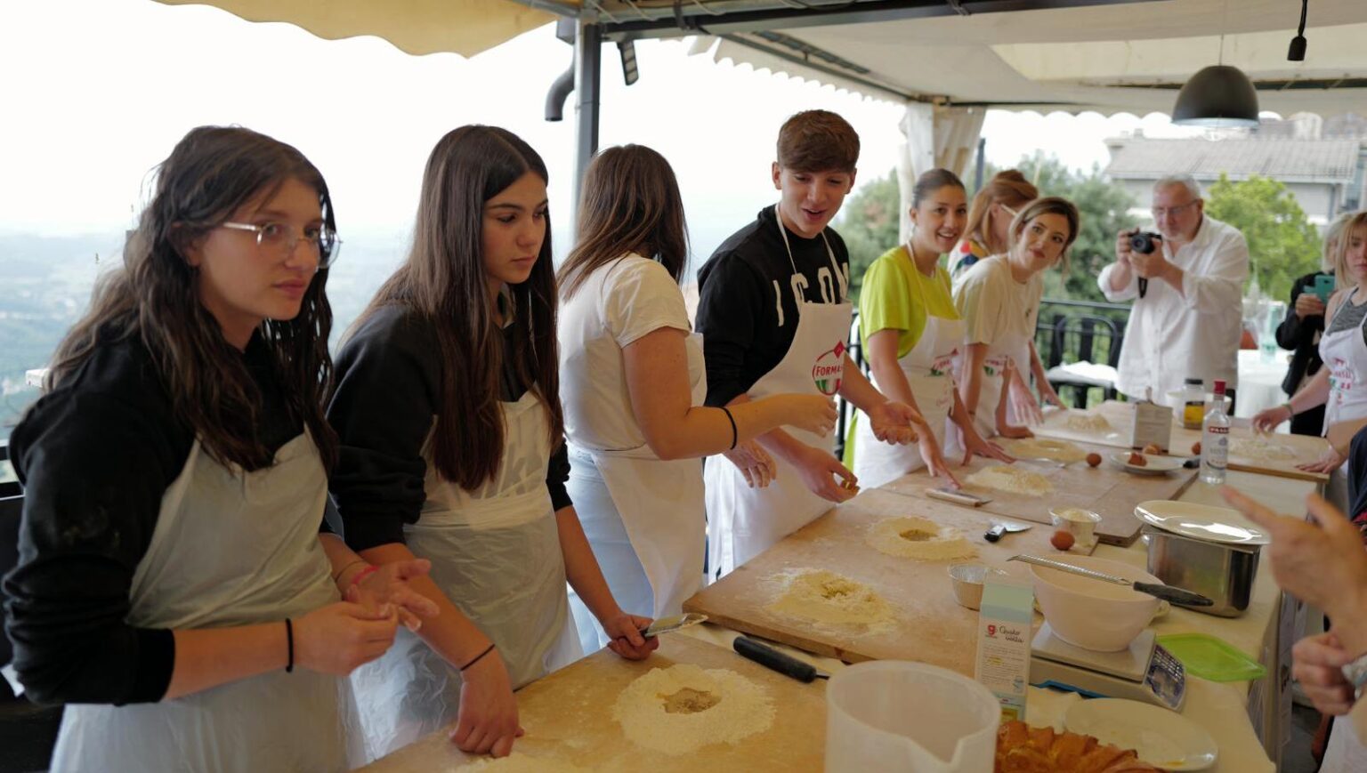 Grande successo a Serrone per “Ciambelliamo”