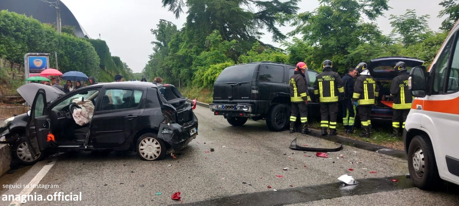 Paliano. Brutto incidente in via Palianese: quattro persone ferite