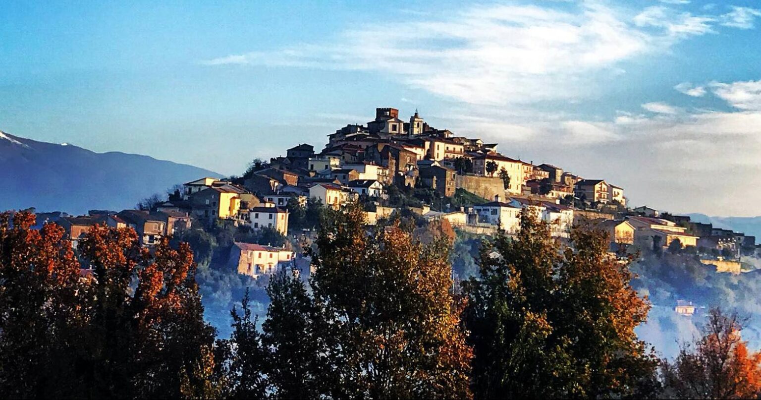 Raccolta firme ad Arnara per la consegna della corrispondenza